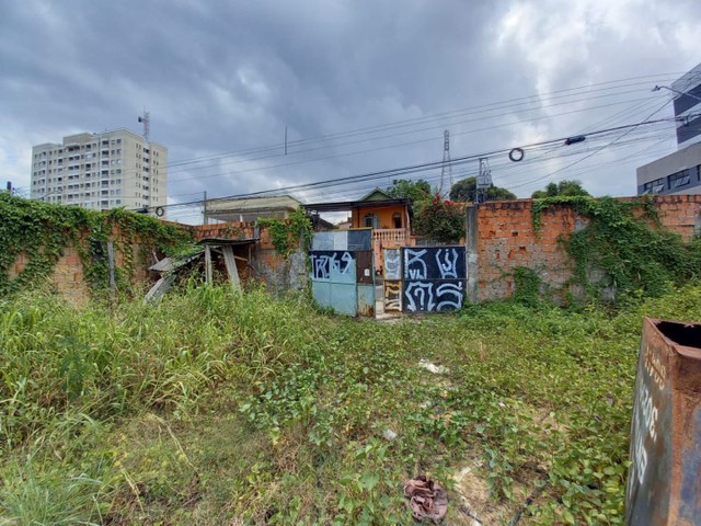 Vendo excelente Terreno na Praça 14 medindo. - Foto 5