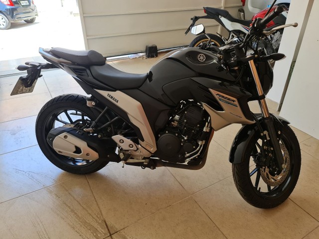 FAZER 250 2021 PRATICAMENTE ZERO 1650KM