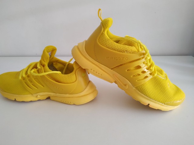 nike air presto amarelo