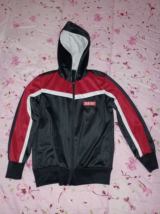 green nike compression shirt