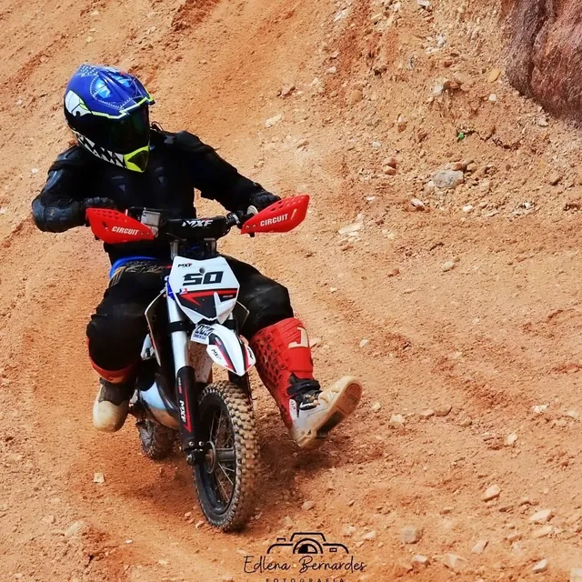 Moto trilha # - Motos - Nova Colina (Sobradinho), Brasília