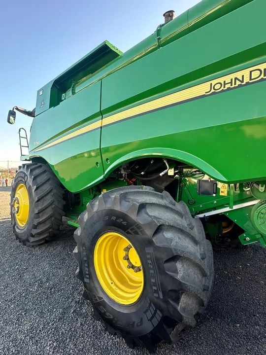 COLHEITADEIRA DE GRÃOS JOHN DEERE S790 - Foto 4