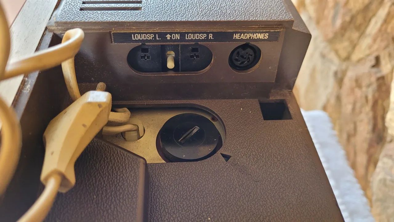 Antigo Gravador de rolo Philips 4407 - Foto 2