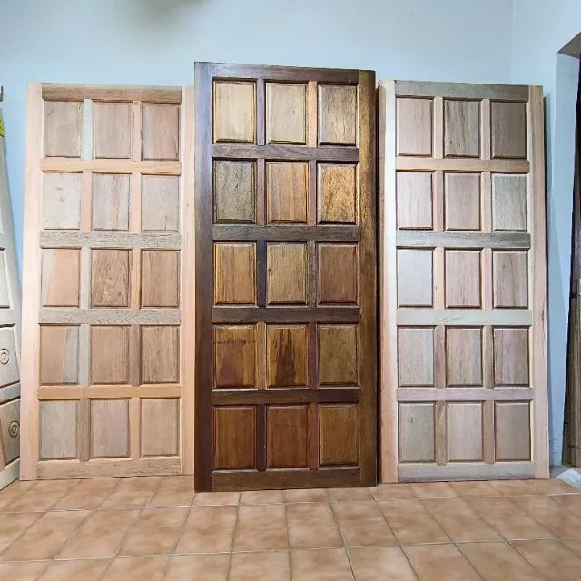 Porta de Madeira Maciça Modelo Retangular - Leia a descrição