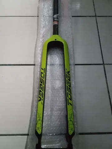 Garfo de carbono