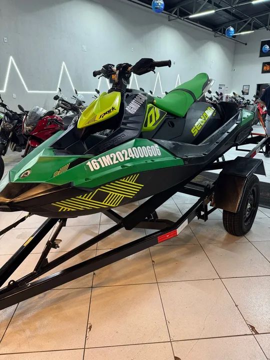 JET Ski sea doo ano 2021 Spark trixx - Foto 9