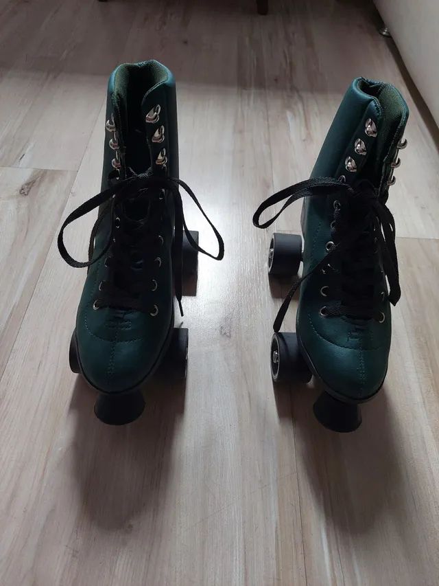 Patins Retrô 4 rodas T: 35 - Foto 2