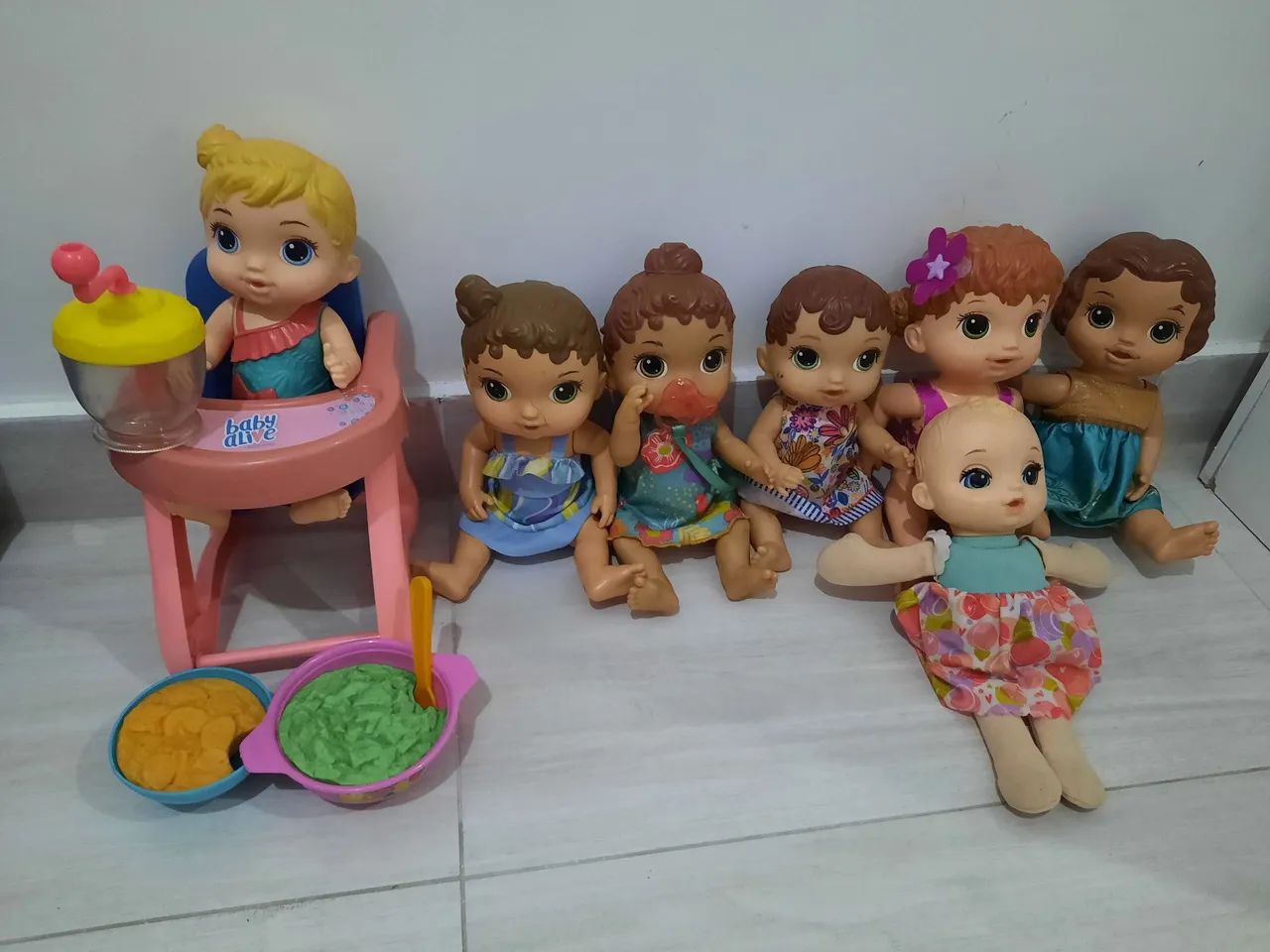 Kit Baby Alive ORIGINAIS 7 bonecas acessorios Brinquedos e Jogos Jardim das Industrias Sao Jose dos Campos 1355028766 OLX