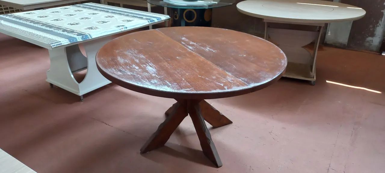 Mesa de madeira maciça  - Foto 2