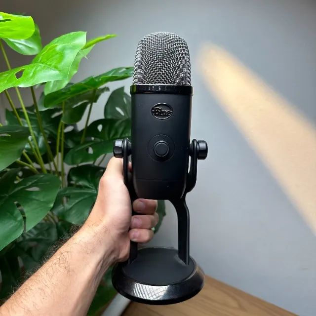 Microfone Logitech Condensador Blue Yeti X