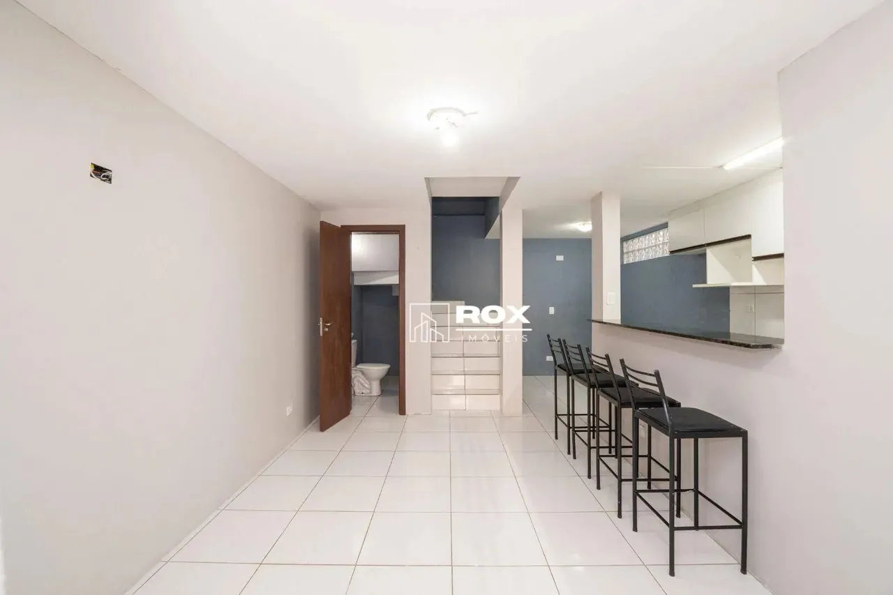 Sobrado com 3 quartos para alugar, 115 m² por R$ 3.650/mês - Bairro Alto, Curitiba/PR