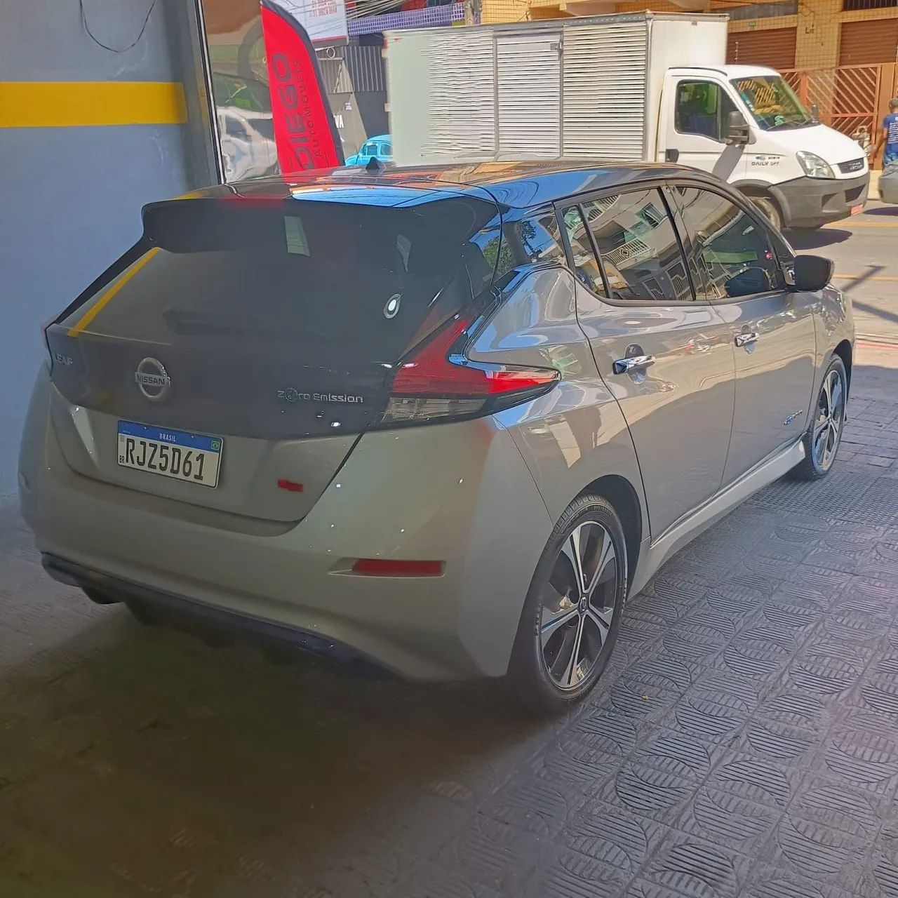 Nissan Leaf Aut. (elétrico) 2022 - Foto 4