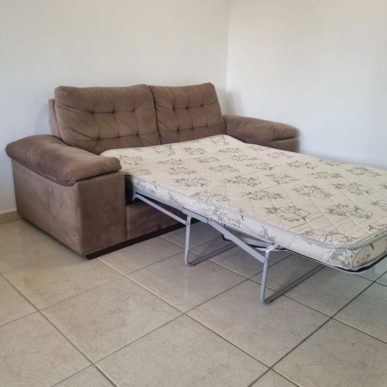 Sofá Cama 3 lugares com Colchão