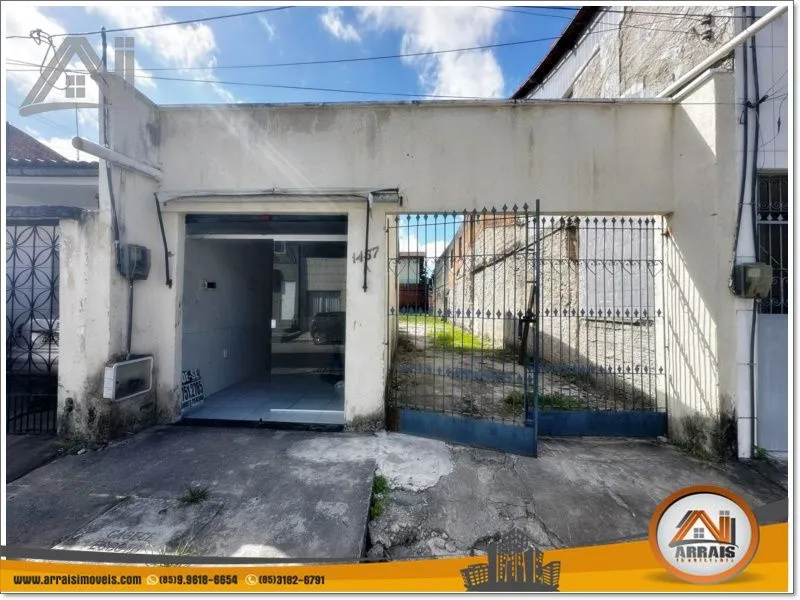 Terreno à venda, 313 m² por R$ 240.000,00 - Jóquei Clube - Fortaleza/CE