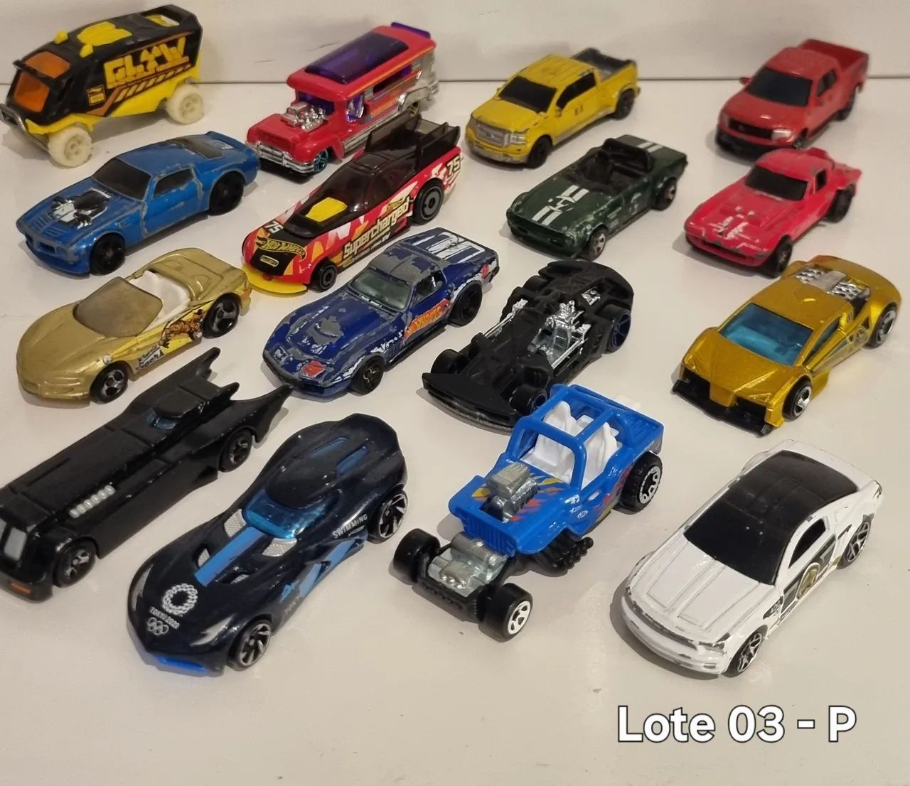 Hot Wheels Lote 16 Miniaturas - Matchbox Maisto - Pack - Foto 3