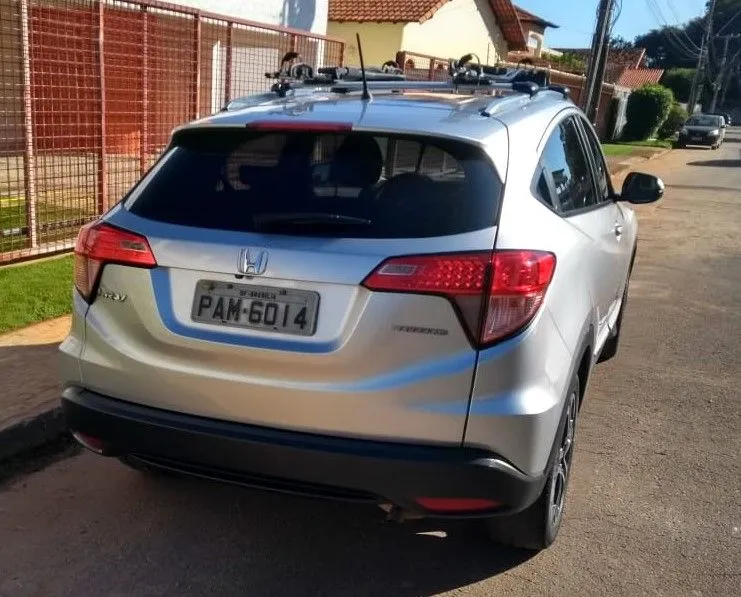 Honda HR-V única dona, revisões autorizada