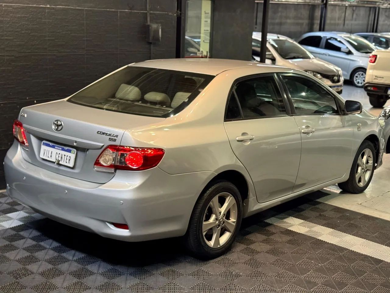 Toyota Corolla GLI 1.8 Flex 16V Aut. 2012 - Foto 4