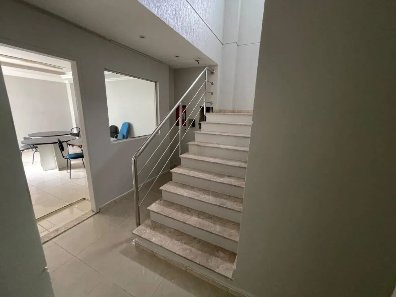 Predio Comercial 3 andares  no Bairro Parque Dez - Foto 8