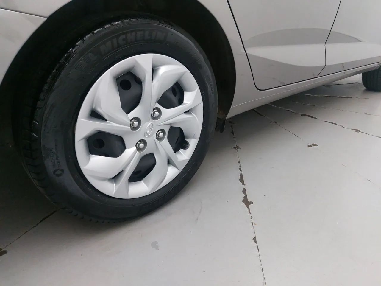Hyundai HB20S Comfort Plus 1.0 TB Flex 12V Aut, foto 14 de 18