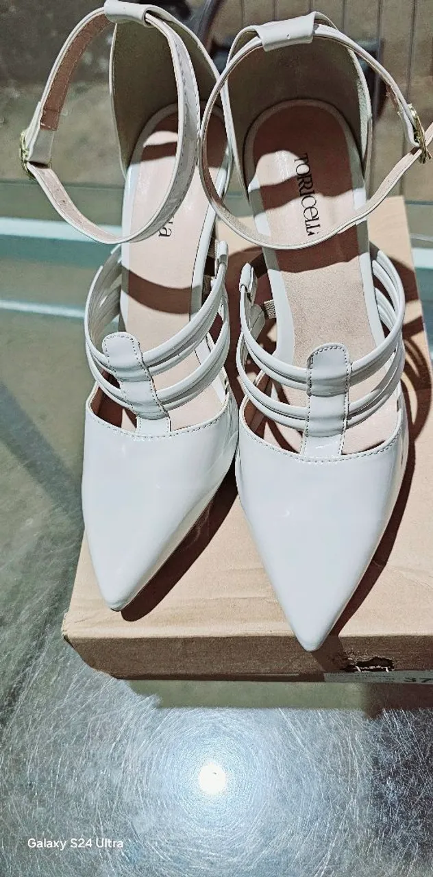 Sapato branco
