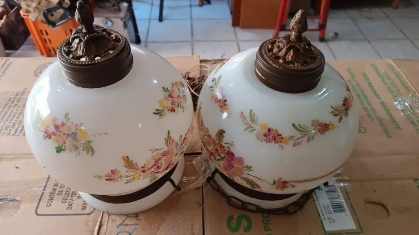 Antiguidade 2 Lustre Opalina francesa c/pintura a mão Raridade !