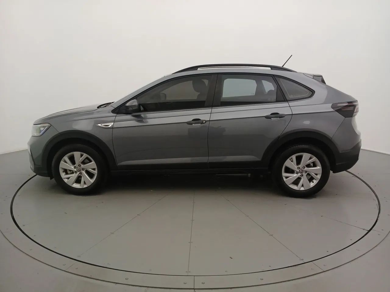 Volkswagen Nivus Comfortline 1.0 200 TSI Flex Aut., foto 2 de 18