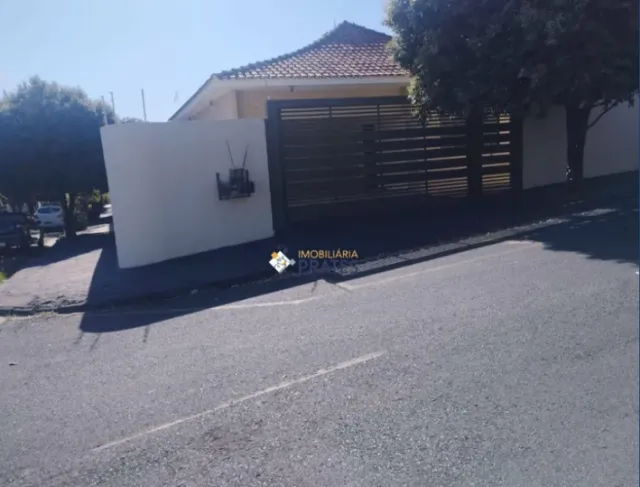 Sem fiador. JD Nazareth Casa com 3 Quartos e 2 banheiros para Alugar 110 m²