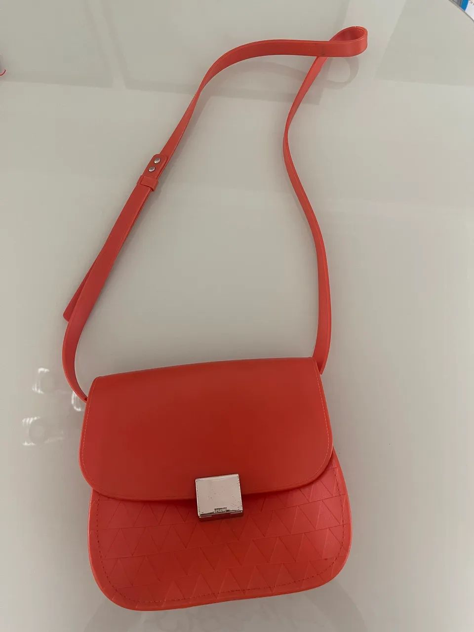 Bolsa a venda 