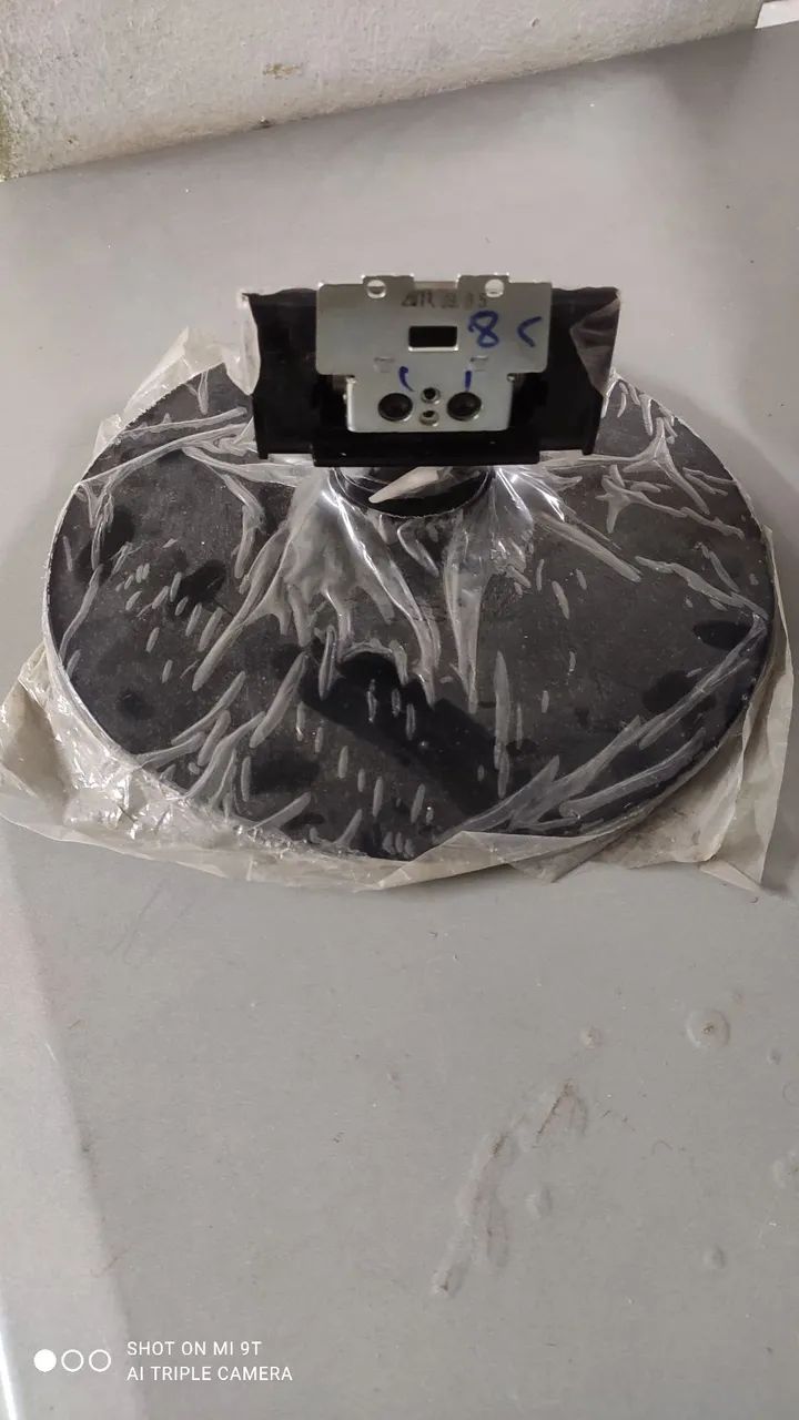 Base para monitor de computador