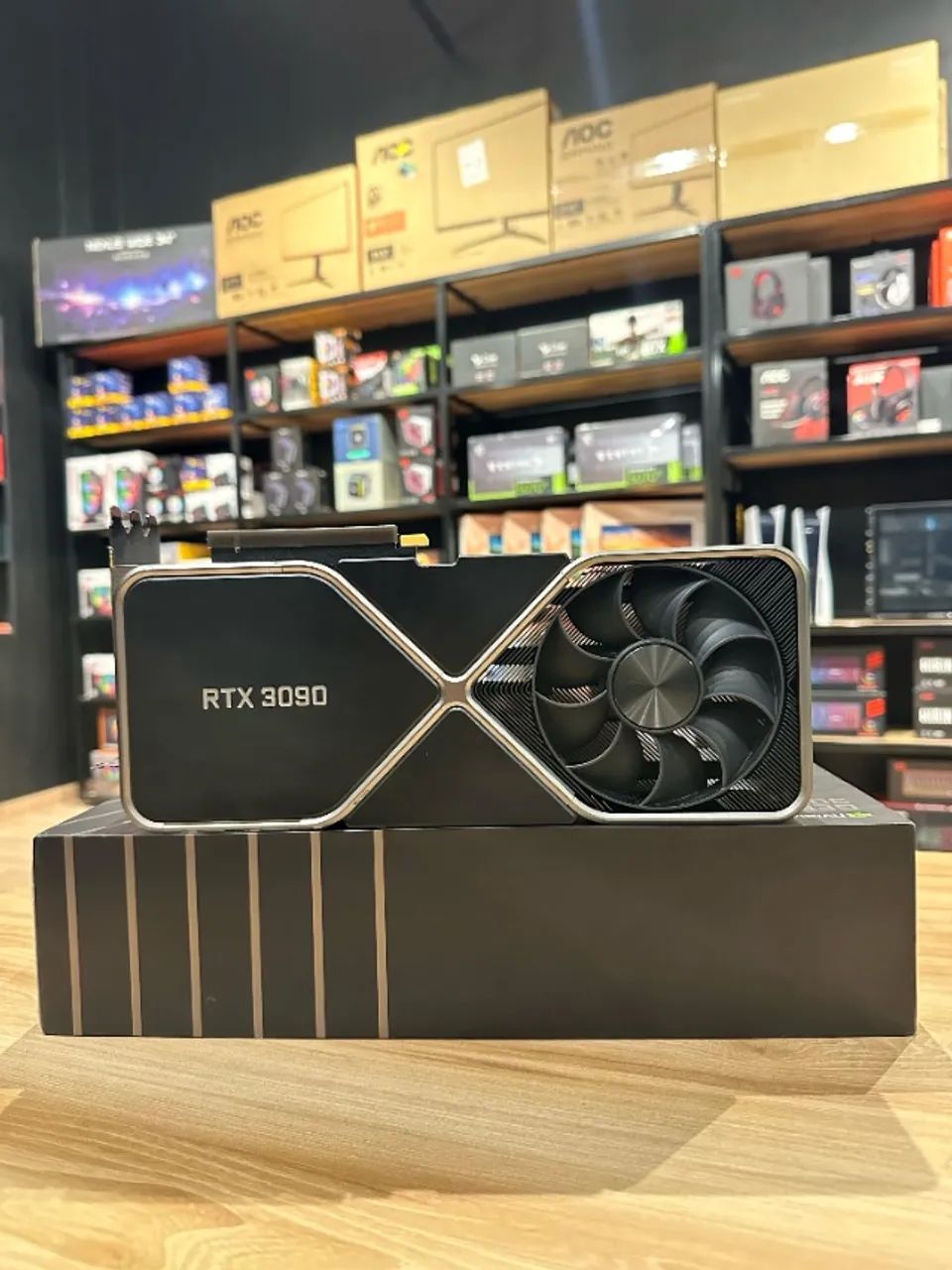 Placa de vídeo RTX 3090 Founders edition 24GB - Seminova (loja física)