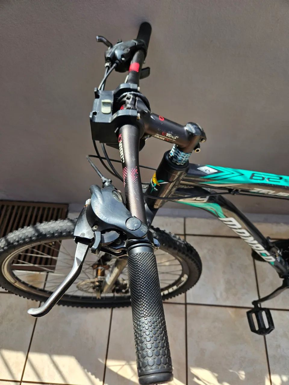 Bicicleta Monaco Zeus 29 - Foto 4