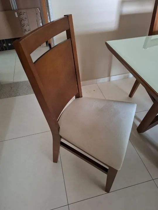 Mesa de Jantar de Vidro com 6 Cadeiras - Foto 4