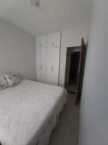 Aluga-se QUARTO em casa mobiliada para locaA§A£o em frente a PUC SA£o Gabriel