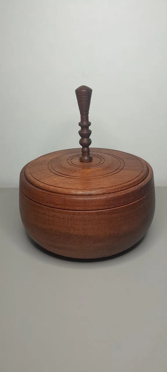 Caixa de madeira vintage para decoração