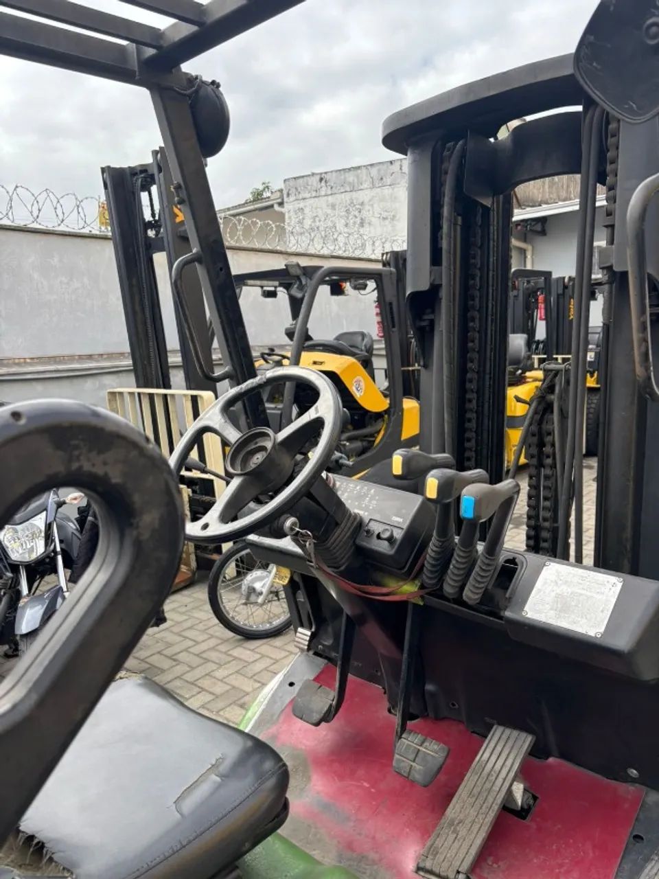 Repasse  Empilhadeira GLP Clark CGP 25 Motor novo  - Foto 4