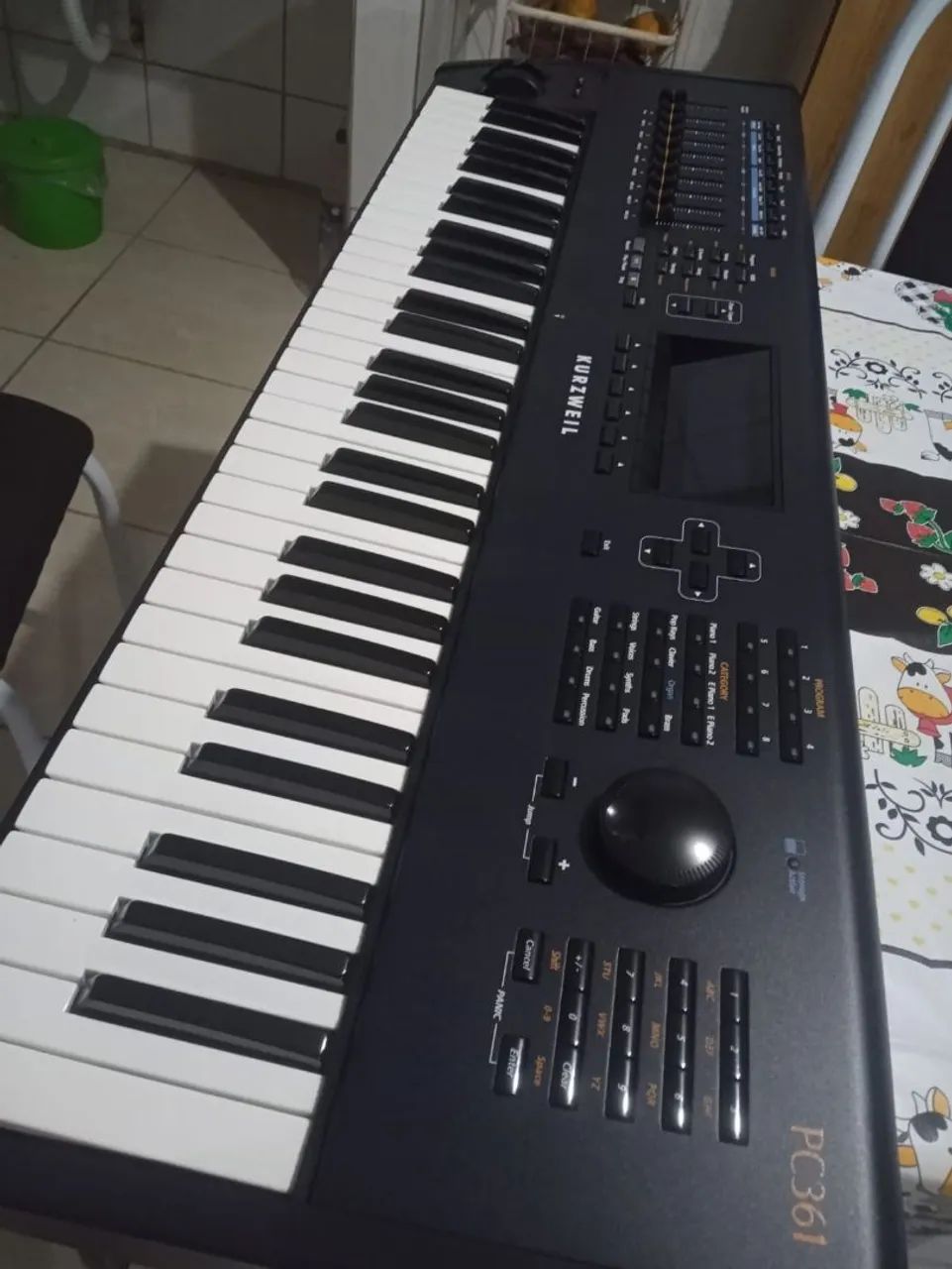 Vendo teclado kurzweil pc3 61