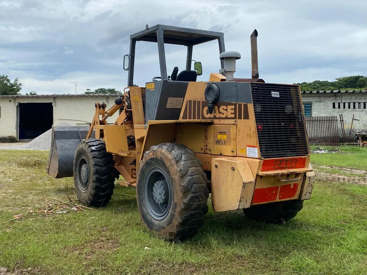 Pa Carregadeira Case W20B Turbo - Foto 3