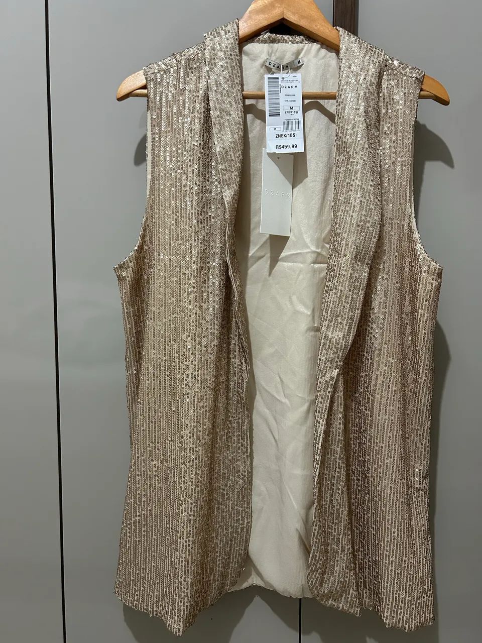 Colete dourado Dzarm