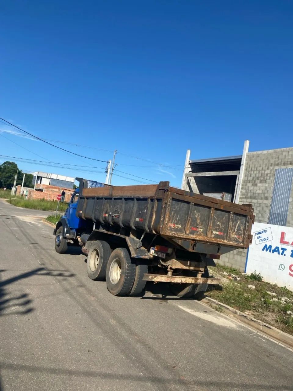 Caminhão caçamba 1316 motor 366 - Foto 3