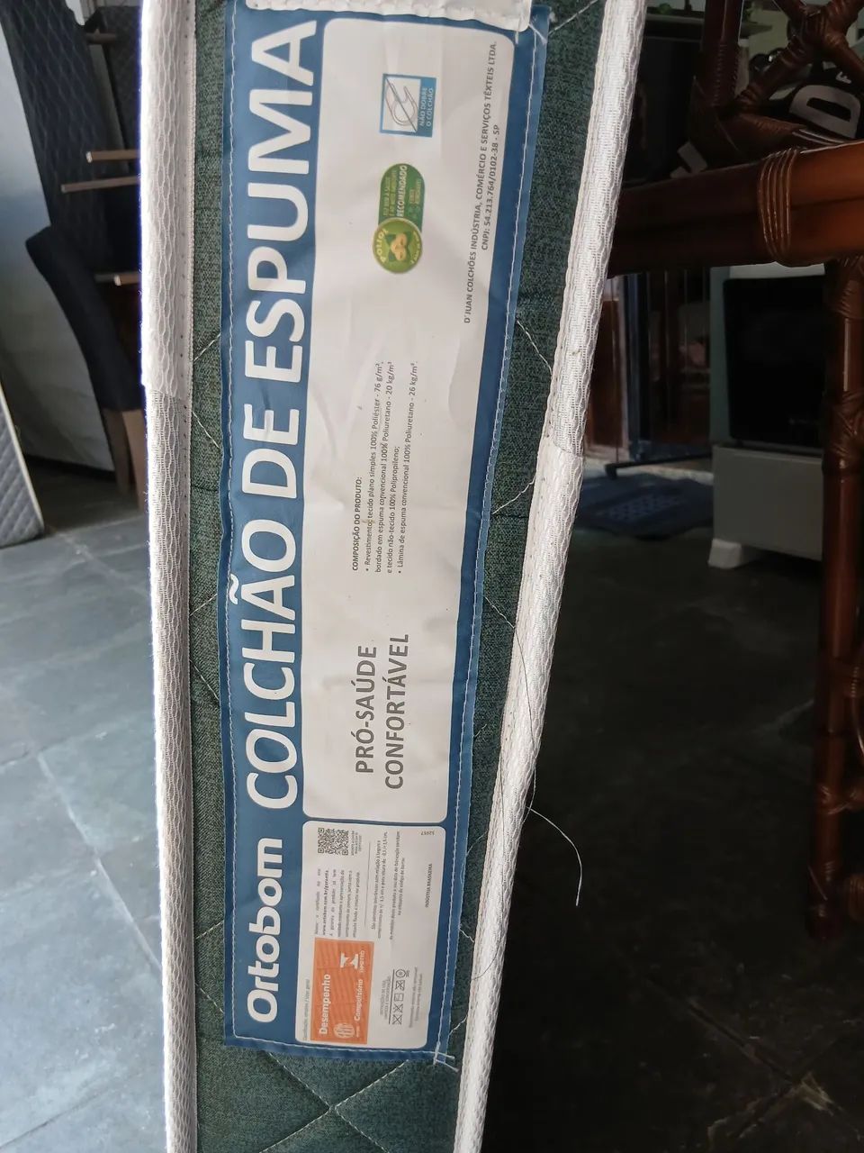Colchão casal ortobom densidade 33 novinho sem detalhes.  - Foto 3