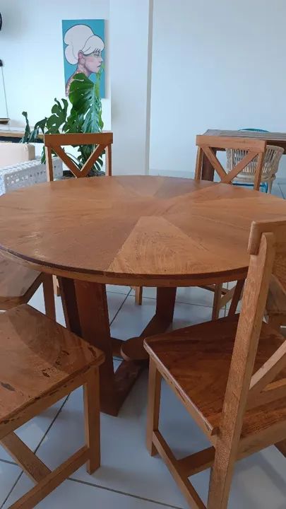 Conjunto Mesa em Madeira Maciça e Cadeiras  - Foto 2