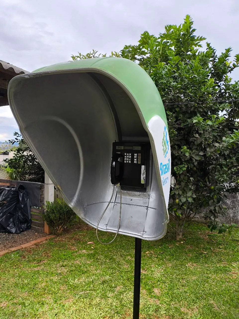 Orelhão Antigo OI. Reformado