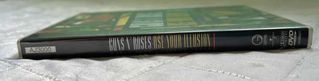 dvd guns and roses com o titulo use your illusion - Foto 3