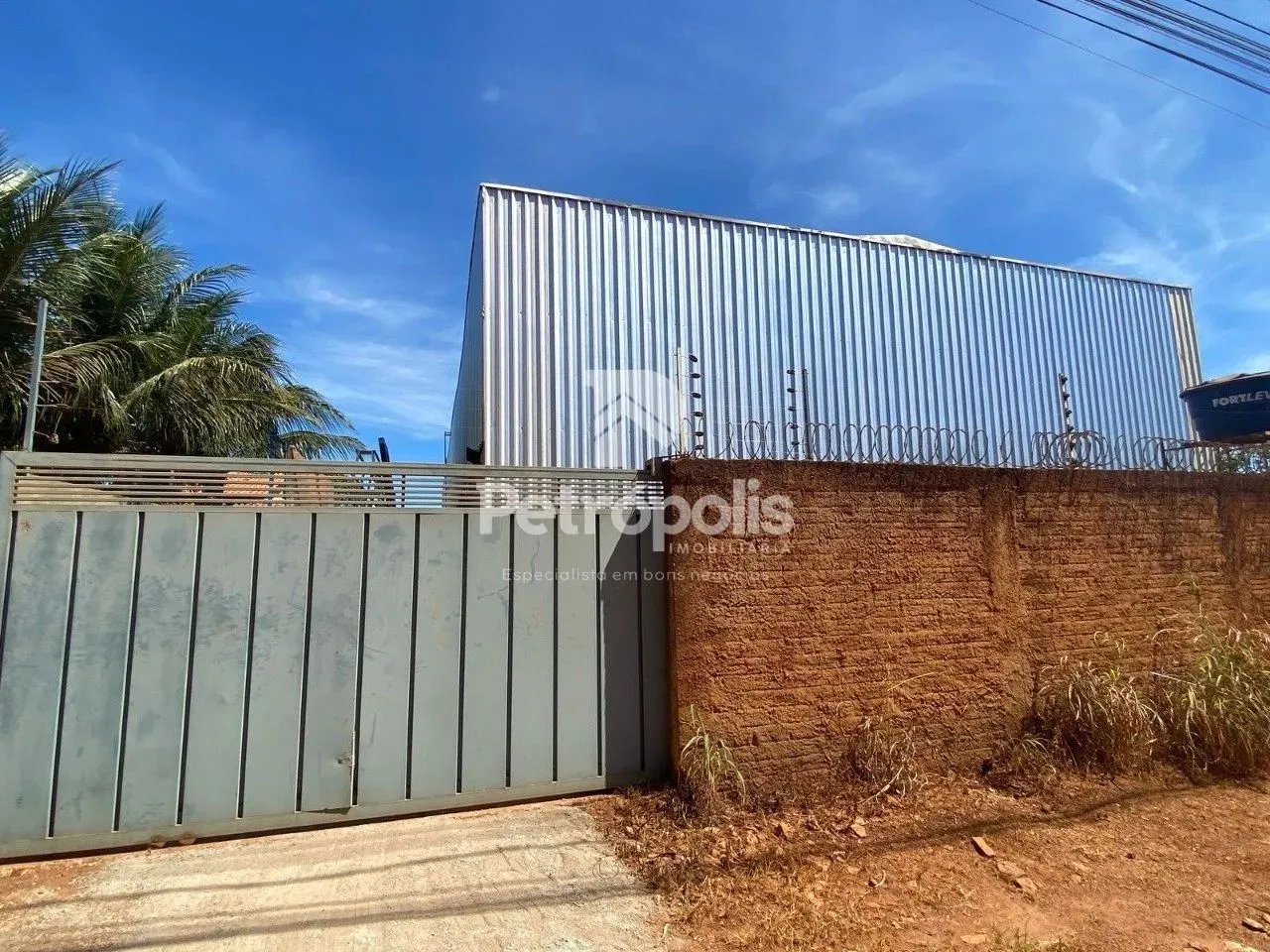 Galpão na 508 Norte com 620 m² por R$ 1.500.000,00