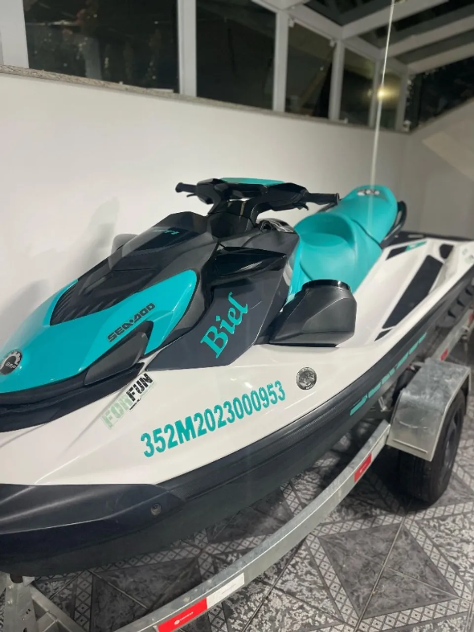 Jet ski Sea Doo GTI 130 2023 com som original + carretinha