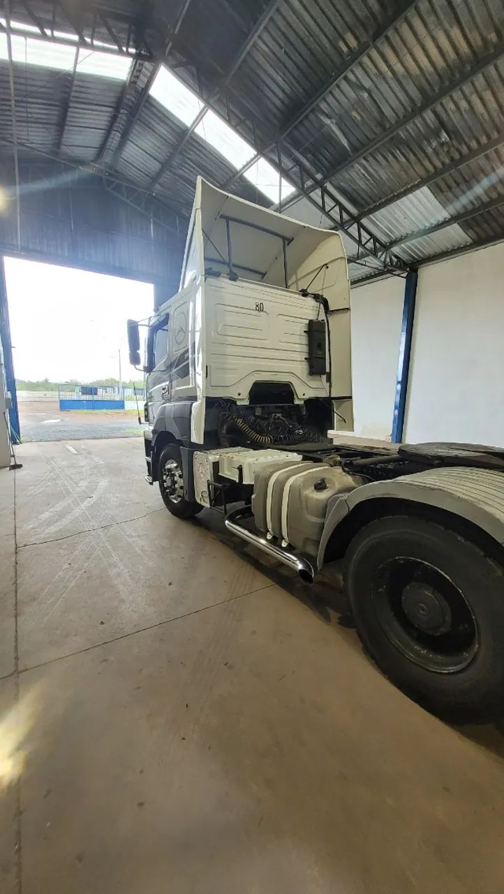 Mercedes Benz Axor 2044 - 4x2 - 2010/2011 - Foto 9