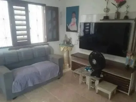 Casa à venda em Pajuçara - BAZ11