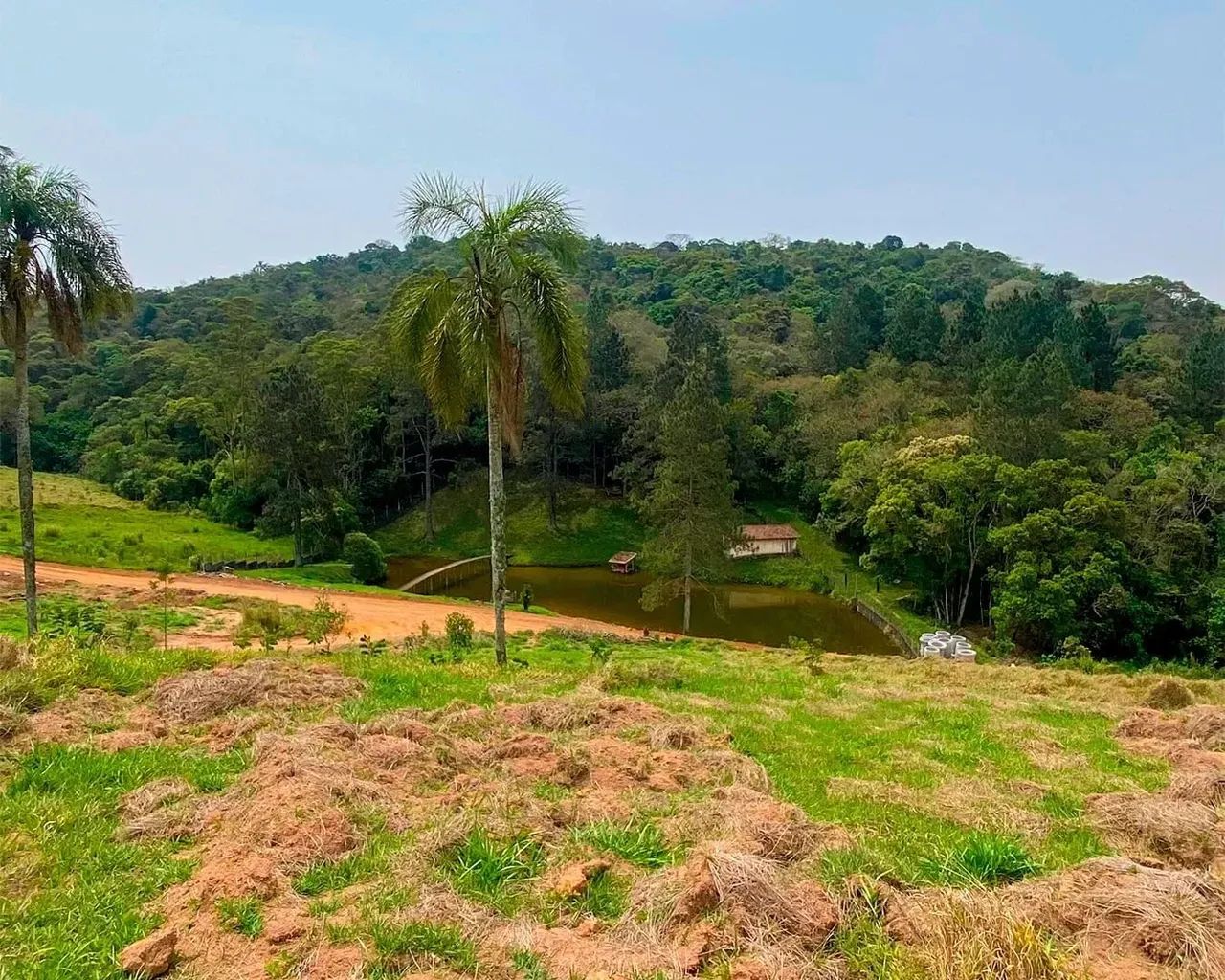 Terrenos em Ibiúna com lazer no verde e escritura - Foto 4