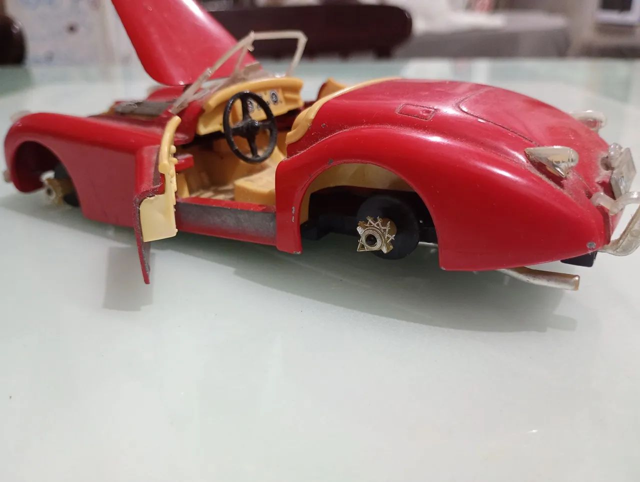 Miniatura Jaguar XK120 1948 Escala 1/24 Burago(para reformar) - Foto 3