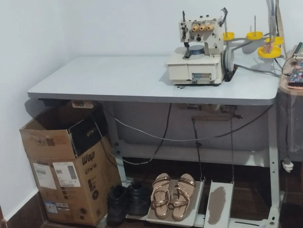 Máquina de Costura Overlock Industrial - Foto 3